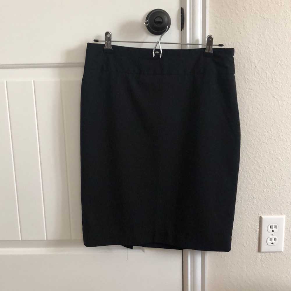 Liz Claiborne pin stripe pencil skirt